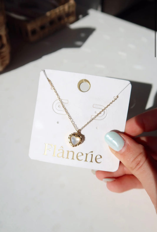 Josie Vintage Heart Pendant Necklace