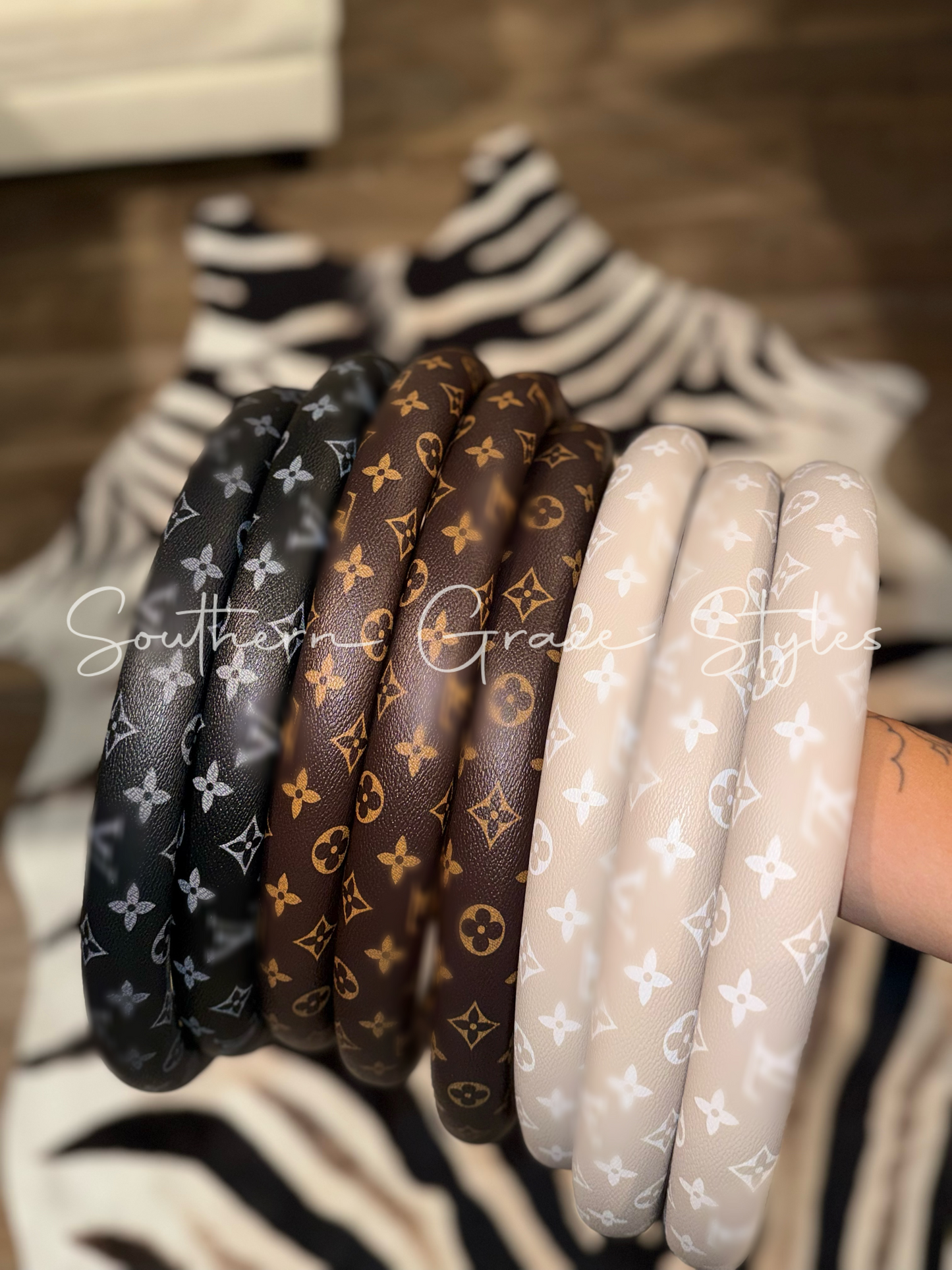 Luxe | Steering Wheel Covers