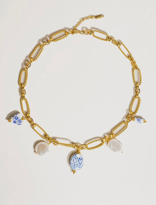 Riela Floral Chain Necklace