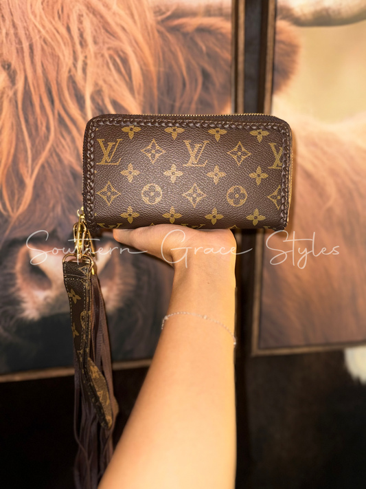 Luxe | Fringe Zippy Wallet