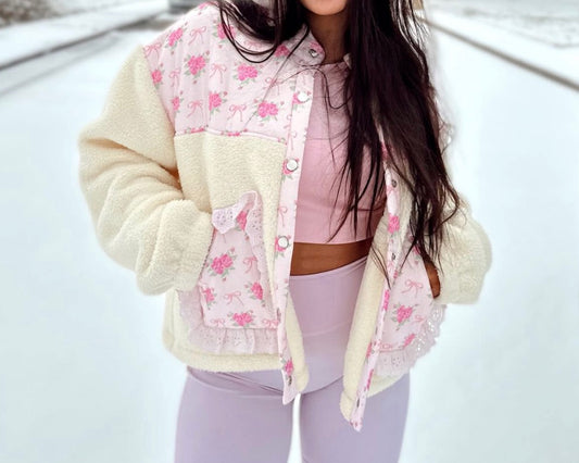 Bows + Bouquets Sherpa