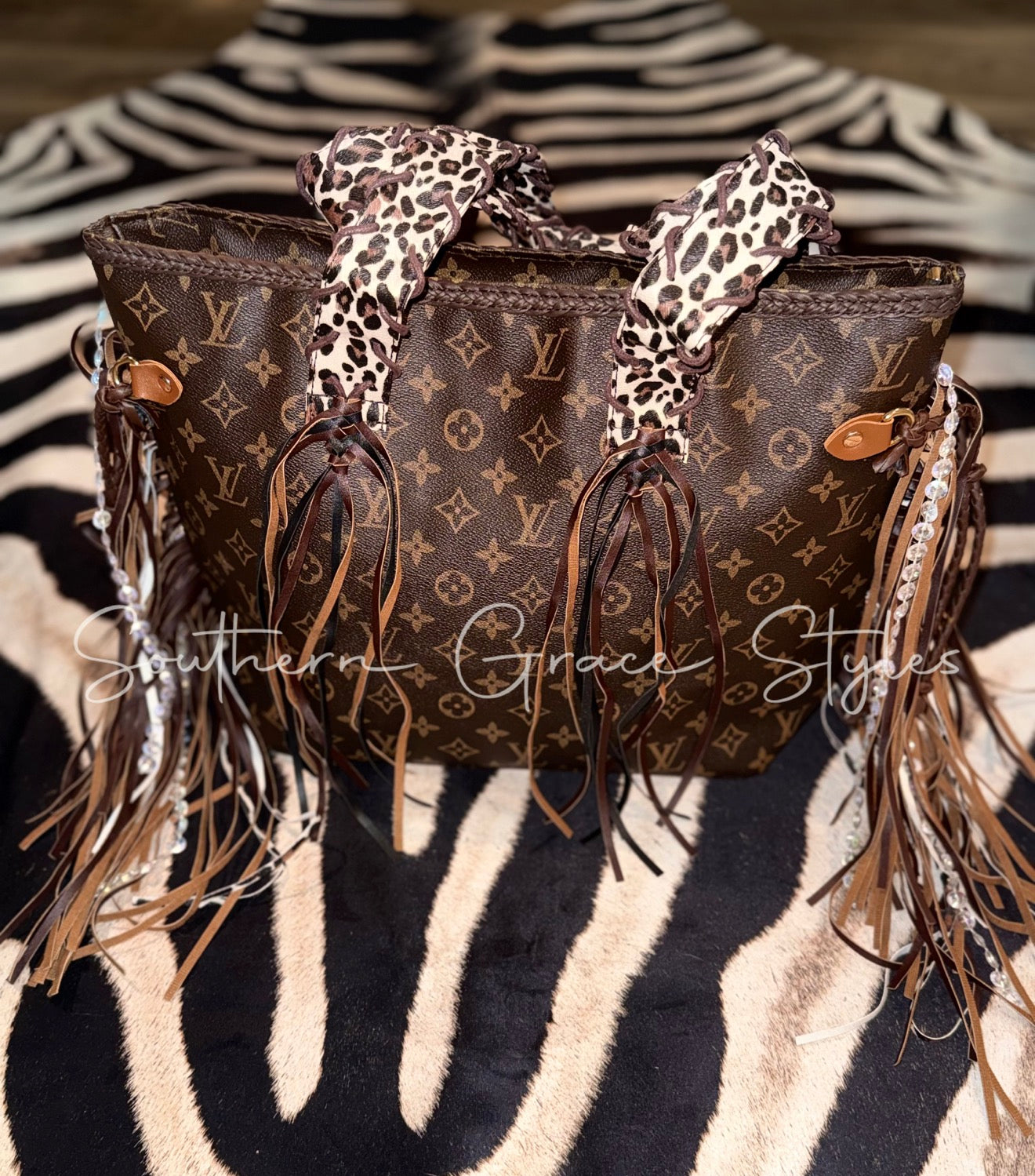 Luxe | Fringe Leopard Neverfull